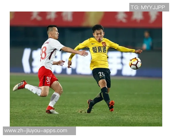 广州恒大与天津权健激战正酣谁能在中超赛场上笑到最后